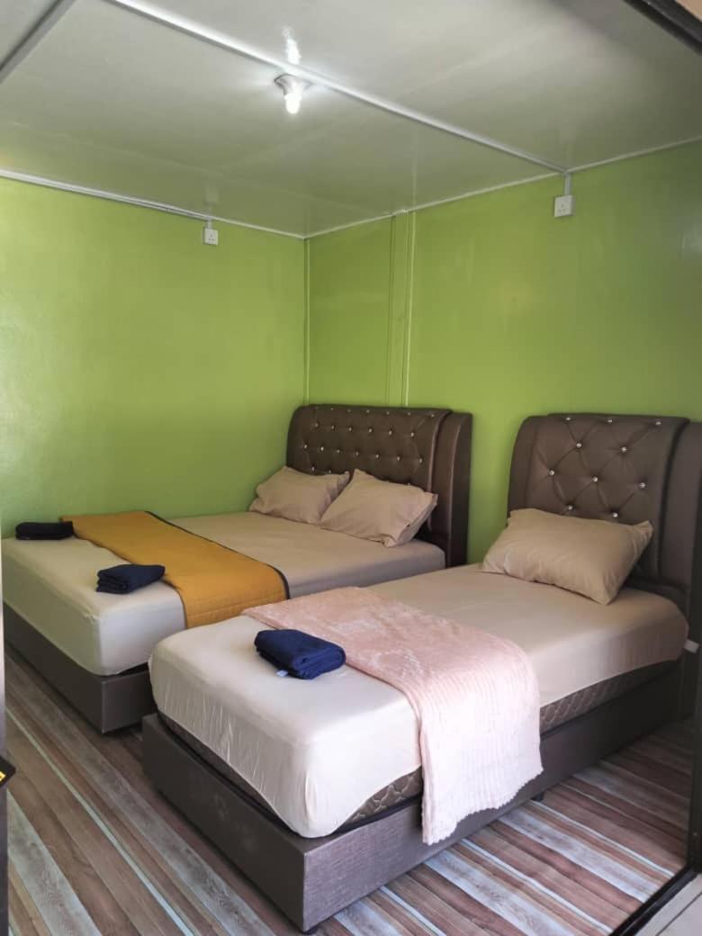 Oceanboys Inn Kampong Pasir Panjang  외부 사진